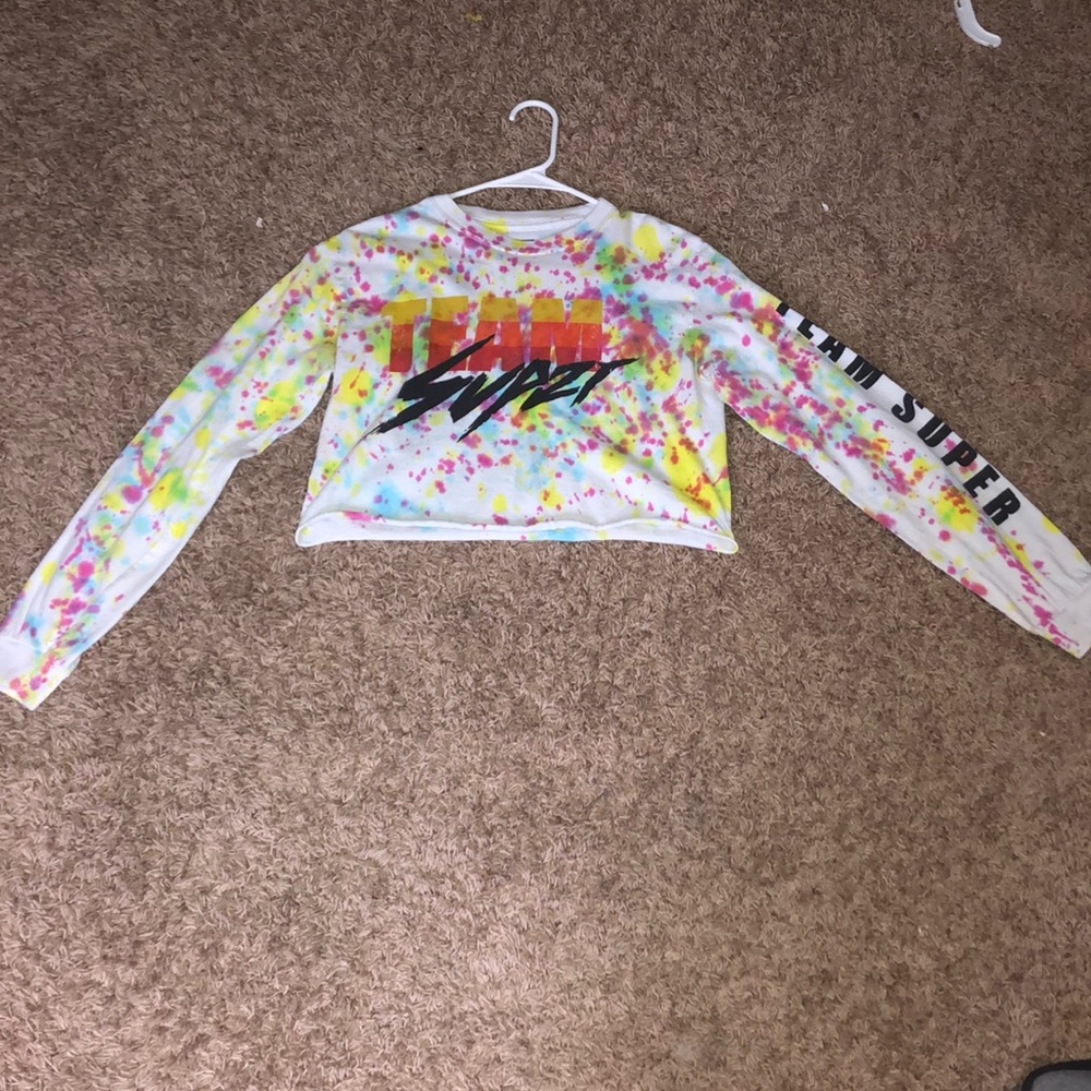 Superwoman merch (cropped long sleeve)